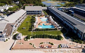 Riviera Beach Resort
